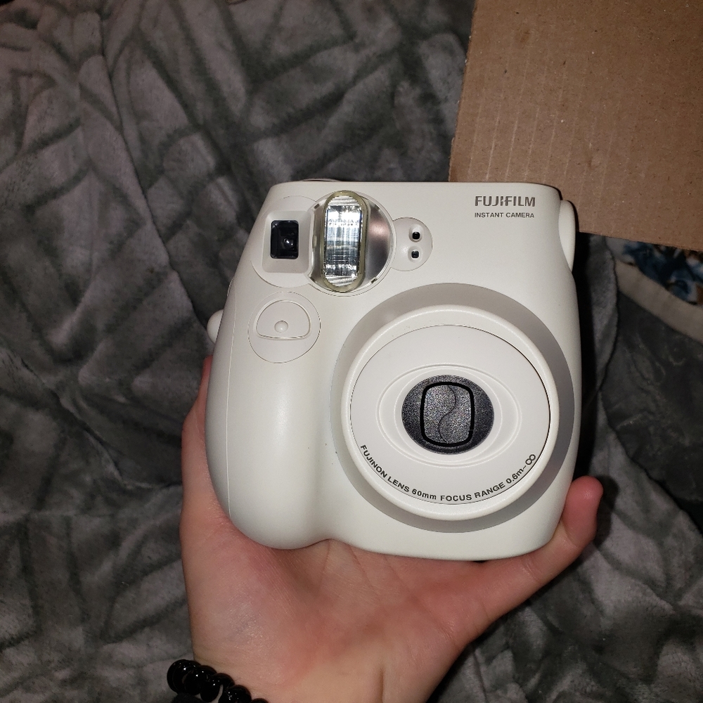 Fujifilm instax mini camera